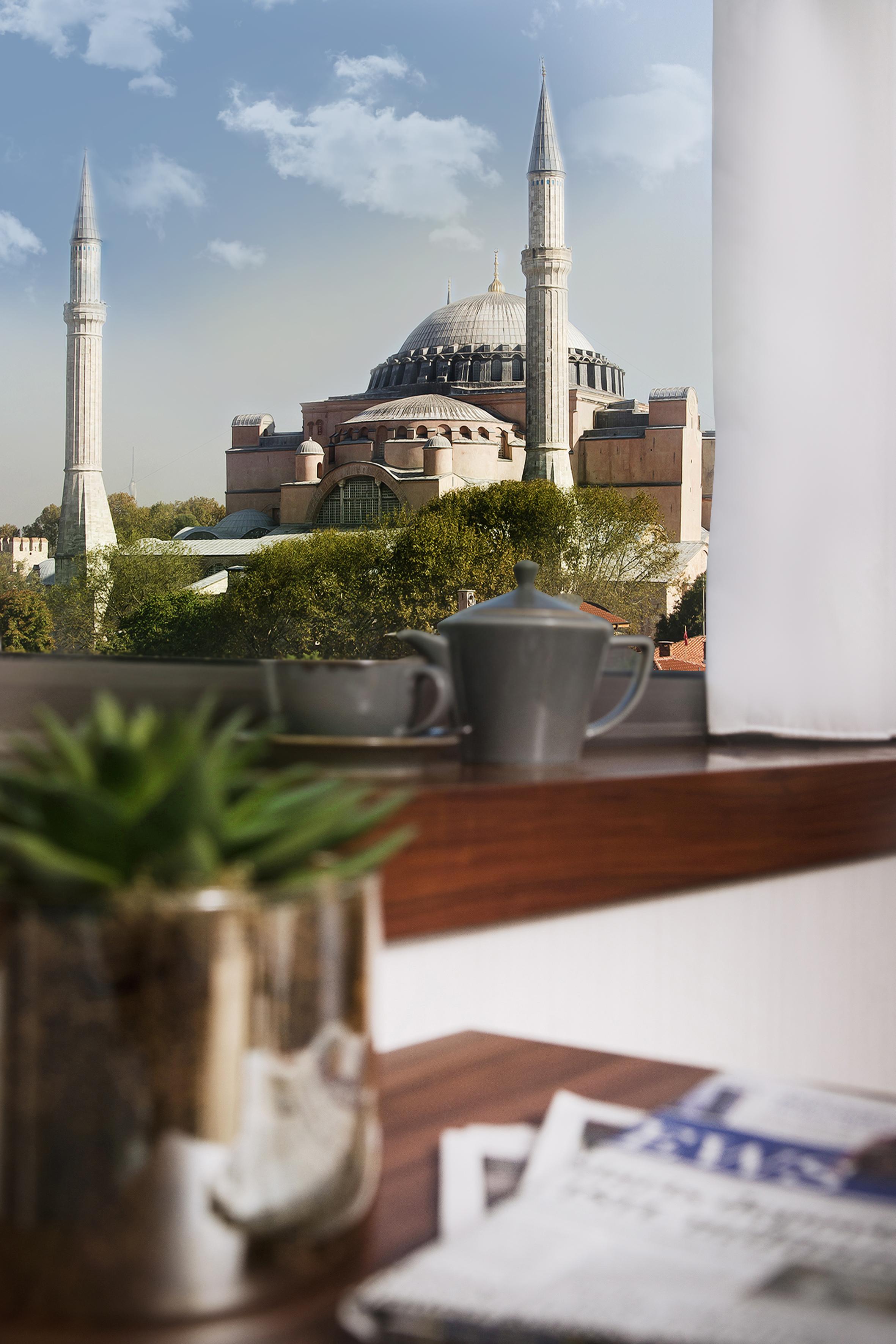 Vogue Hotel Supreme Istanbul Exterior photo